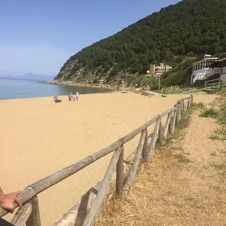 Laris 3* Castellabate
