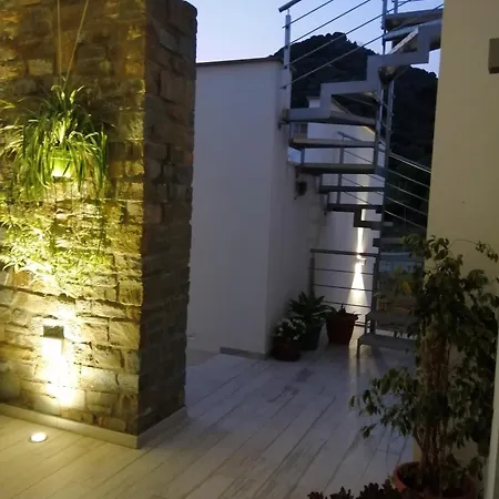 Bed and breakfast Laris *