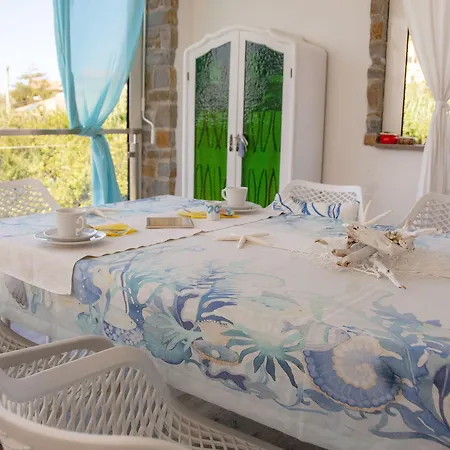 住宿加早餐酒店 Laris 4*