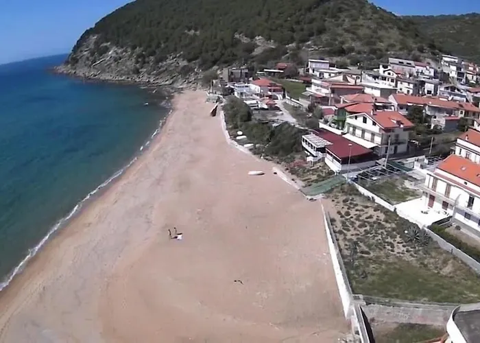 Laris Couette-café 4*